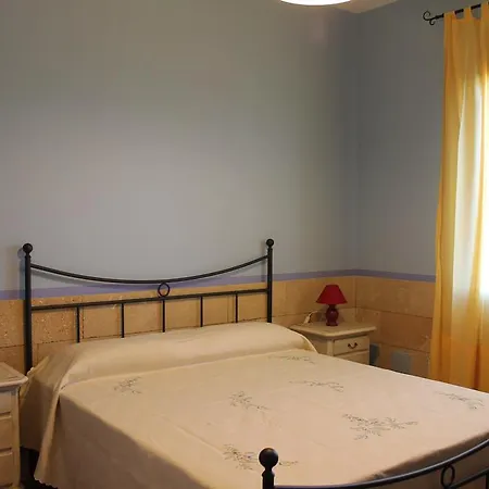 Elda Salento 3* トゥーリエ